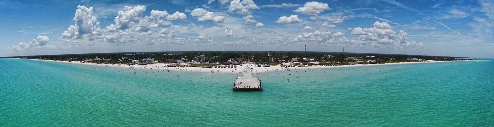 Panorámica Sisal Beach